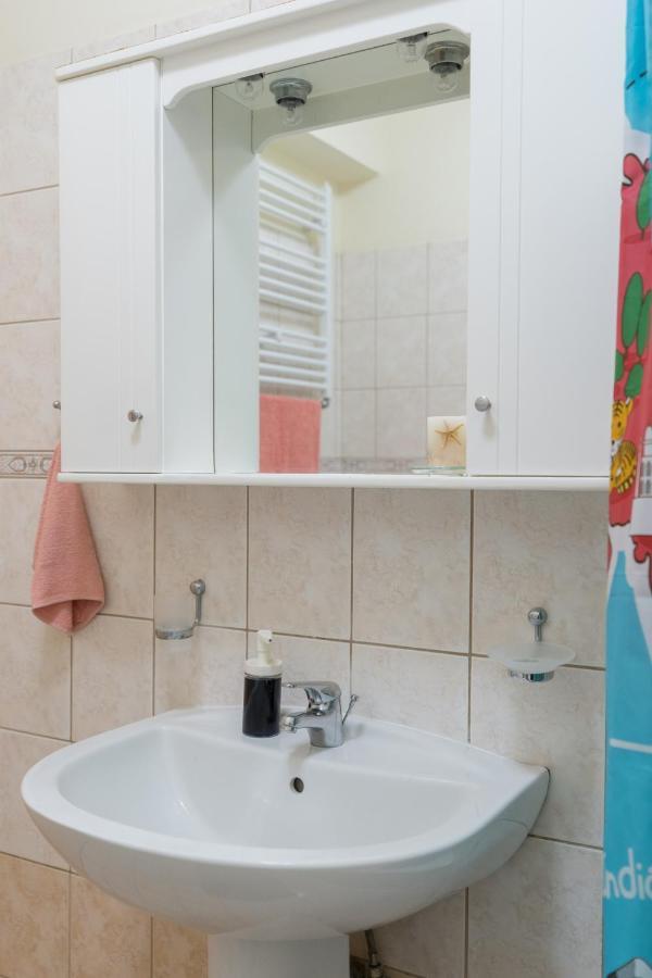 Aurelia Apartment Lixouri Exterior photo