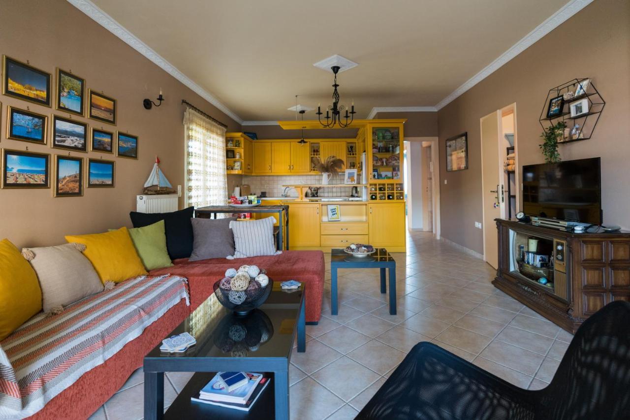 Aurelia Apartment Lixouri Exterior photo